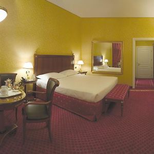 Camera con letto queen size